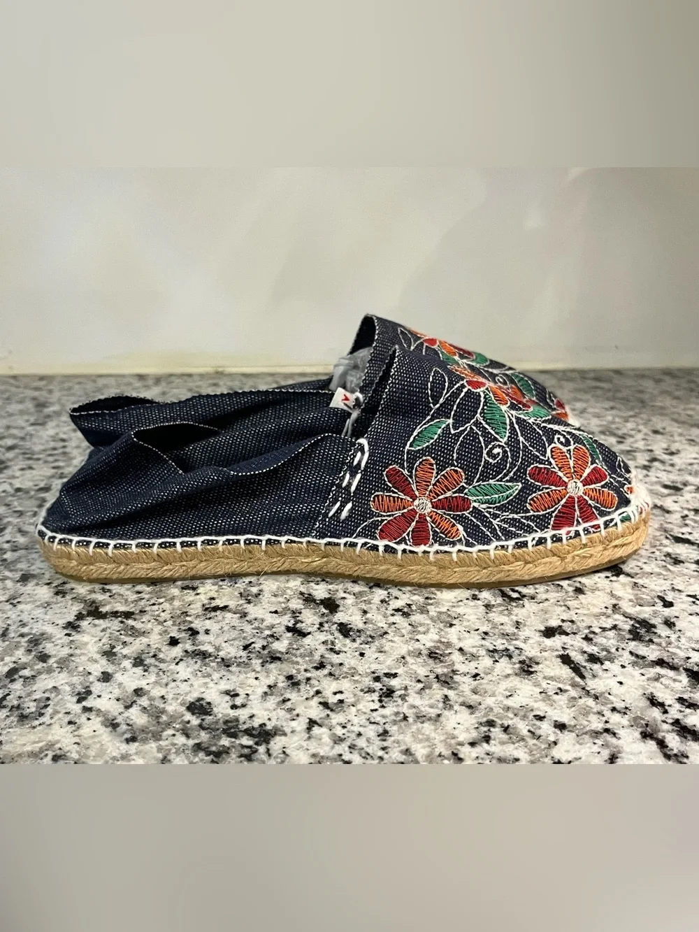 NEW Alpargatus Espadrilles NWT